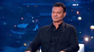 عباس أبو الحسن يوجه رسالة لمنى زكى ويشيد بفيلم الست