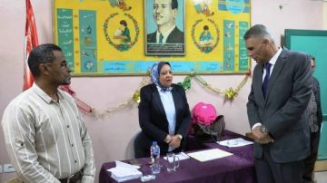 محافظ أسوان يتفقد اللجان الانتخابية في اليوم الأول لجولة الإعادة بالدوائر الملغاة محافظ أسوان يتفقد اللجان الانتخابية في اليوم الأول لجولة الإعادة بالدوائر الملغاة