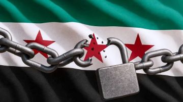 إلغاء قانون قيصر.. توقيع ترامب ينهي سنوات من خنق الاقتصاد السوري ليبدأ التعافي إلغاء قانون قيصر.. توقيع ترامب ينهي سنوات من خنق الاقتصاد السوري ليبدأ التعافي