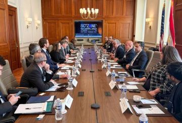  اقتصادية قناة السويس تروج للفرص الاستثمارية في أمريكا