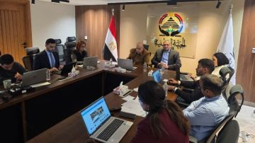 الغرفة المركزية لحزب الجبهة الوطنية تواصل متابعة انتخابات النواب لليوم الثاني الغرفة المركزية لحزب الجبهة الوطنية تواصل متابعة انتخابات النواب لليوم الثاني