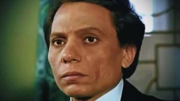 محمد رمضان يقدم العزاء لعادل إمام في وفاة شقيقته محمد رمضان يقدم العزاء لعادل إمام في وفاة شقيقته