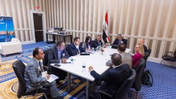 وزير السياحة والآثار يعقد سلسلة من اللقاءات المهنية مع عدد من منظمي الرحلات بالسوق الأمريكي