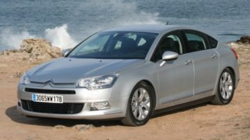 سيتروين C5 أوتوماتيك سعرها 450 ألف جنيه سيتروين C5 أوتوماتيك سعرها 450 ألف جنيه