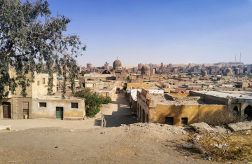 لغز يغضب أهالي قرية مصرية.. العثور على مقبرة مفتوحة بعد ساعات من الدفن لغز يغضب أهالي قرية مصرية.. العثور على مقبرة مفتوحة بعد ساعات من الدفن