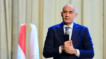 أضخم تطوير إصلاح مناهج الانجليزي والعربي والدراسات الإجتماعية من رياض الأطفال للثانوي أضخم تطوير إصلاح مناهج الانجليزي والعربي والدراسات الإجتماعية من رياض الأطفال للثانوي