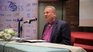 رئيس الطائفة الإنجيلية يشارك بلقاء دور ورسالة النشر المسيحي في العصر الرقمي رئيس الطائفة الإنجيلية يشارك بلقاء دور ورسالة النشر المسيحي في العصر الرقمي