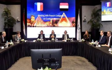 مصر تبحث مع فرنسا تطوير الإجراءات لتعزيز الاستثمارات