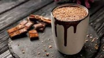 ماذا يحدث عند شرب الهوت شوكلت أثناء إصابتك بنزلة برد ؟ ماذا يحدث عند شرب الهوت شوكلت أثناء إصابتك بنزلة برد ؟