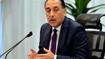 مدبولى: تحسن أداء للاقتصاد المصري.. والمؤسسات الدولية تتوقع 5.2 للنمو مدبولى: تحسن أداء للاقتصاد المصري.. والمؤسسات الدولية تتوقع 5.2 للنمو