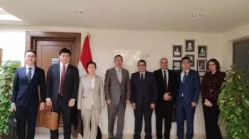 مصر والصين تبحثان تطورات الأوضاع في منطقة القرن الإفريقي والبحر الأحمر مصر والصين تبحثان تطورات الأوضاع في منطقة القرن الإفريقي والبحر الأحمر