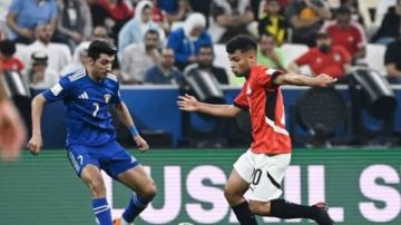 نتيجة منتخب مصر والكويت.. ناقد رياضي: أزمة الفراعنة تتفاقم.. والتعادل يضعهم تحت ضغط التأهل