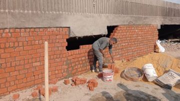 محافظ الجيزة يتابع أعمال غلق الفراغات أسفل الدائري الجنوبي بحي الطالبية محافظ الجيزة يتابع أعمال غلق الفراغات أسفل الدائري الجنوبي بحي الطالبية