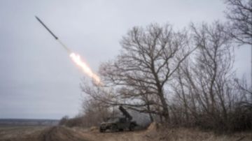 هجوم جوي غير مسبوق.. الدفاعات الروسية تفشل موجة مسيرات أوكرانية واسعة هجوم جوي غير مسبوق.. الدفاعات الروسية تفشل موجة مسيرات أوكرانية واسعة