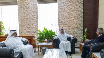 خالد عبدالعزيز يلتقي رئيس المؤسسة القطرية للإعلام لتعزيز التعاون بين مصر وقطر