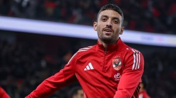 طاهر محمد طاهر: لحظة البكاء على دكة الأهلي نقطة تحول في مسيرتي