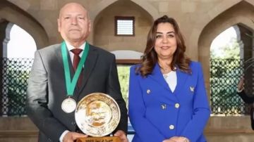 وزيرة التنمية المحلية تهنئ محافظ القاهرة لفوزه بجائزة أفضل محافظ عربي وزيرة التنمية المحلية تهنئ محافظ القاهرة لفوزه بجائزة أفضل محافظ عربي