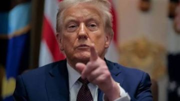 أستاذ قانون دولي: استهداف 19 دولة بقرار الهجرة إهانة لشعوب كاملة