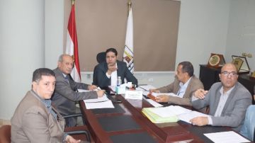 نائب محافظ بني سويف يناقش عددا من ملفات التقنين قبل عرضها على اللجنة العليا للبت