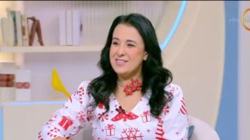 أماني محفوظ: الأسرة الشرارة الأولى لاكتشاف الموهبة وضفاير تجربة فنية تمزج الإبداع بالجمال أماني محفوظ: الأسرة الشرارة الأولى لاكتشاف الموهبة وضفاير تجربة فنية تمزج الإبداع بالجمال