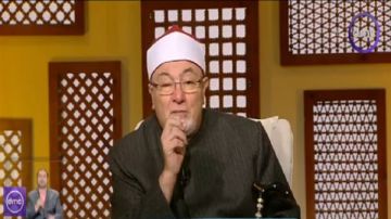 خالد الجندي: التساهل في ستر العورات يربي الأبناء على معصية الله فيديو