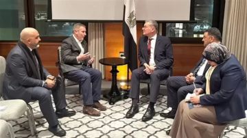 وزير البترول يستعرض إصلاحات قطاع التعدين ويبحث شراكات استثمارية جديدة وزير البترول يستعرض إصلاحات قطاع التعدين ويبحث شراكات استثمارية جديدة