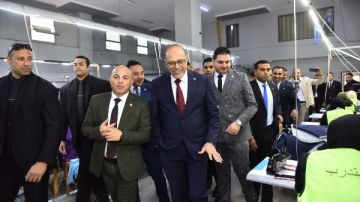 وزير العمل ومحافظ الجيزة يفتتحان مشروعا صناعيا جديدا لدعم التشغيل والإنتاج وزير العمل ومحافظ الجيزة يفتتحان مشروعا صناعيا جديدا لدعم التشغيل والإنتاج