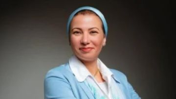 مجلس الوزراء يهنئ الدكتورة ياسمين فؤاد لنيلها جائزة صندوق نوبل للاستدامة لعام 2025 مجلس الوزراء يهنئ الدكتورة ياسمين فؤاد لنيلها جائزة صندوق نوبل للاستدامة لعام 2025