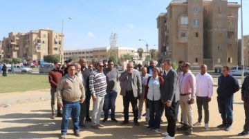 رئيس 6 أكتوبر يتفقد شباب 63 ويستمع لشكاوى الأهالي .. وإنذارات حاسمة للمخالفين رئيس 6 أكتوبر يتفقد شباب 63 ويستمع لشكاوى الأهالي .. وإنذارات حاسمة للمخالفين