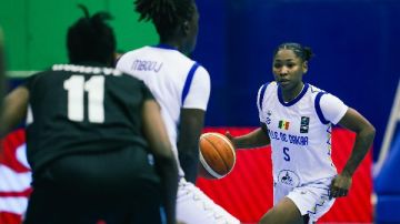 فيل دو داكار السنغالي يفوز على الجيش الرواندي في بطولة أفريقيا للسلة بالأهلي فيل دو داكار السنغالي يفوز على الجيش الرواندي في بطولة أفريقيا للسلة بالأهلي