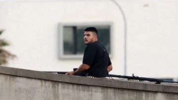 أب وابنه وراء هجوم بوندي في سيدني.. دخل أستراليا بتأشيرة طالب