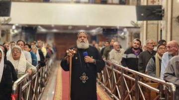 الأنبا ميخائيل يصلي التسبحة الشهرية لشعب إيبارشية حلوان والمعصرة