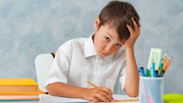 تنظيم المذاكرة في آخر شهر قبل الامتحانات.. خطة ذكية لمراجعة المنهج بدون توتر