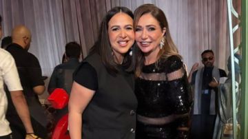 ليلى علوي برفقة دنيا سمير غانم: بتمنالك كل حاجة حلوة يا أجمل مامي ليلى علوي برفقة دنيا سمير غانم: بتمنالك كل حاجة حلوة يا أجمل مامي