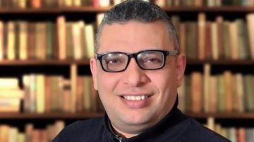 يجري عملية جراحية.. منصور هندي عضو نقابة الموسيقيين يتعرض لحادث أليم يجري عملية جراحية.. منصور هندي عضو نقابة الموسيقيين يتعرض لحادث أليم