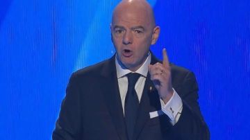 إنفانتينو: 104 مباريات في شهر.. و7 ملايين متفرج في الملاعب