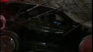 التحقيق في انهيار سقف جراج بالهرم وتهشم سيارة أرملة إسماعيل الليثي صور التحقيق في انهيار سقف جراج بالهرم وتهشم سيارة أرملة إسماعيل الليثي صور