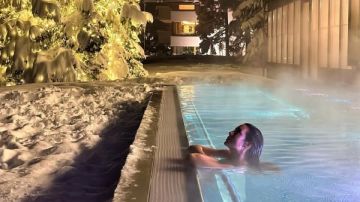 من حمام السباحة .. ياسمين صبري تخطف الأنظار في أحدث ظهور من حمام السباحة .. ياسمين صبري تخطف الأنظار في أحدث ظهور