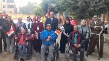 إقبال عدد كبير من ذوي الإعاقة على الإدلاء بأصواتهم بالدوائر الملغاة بانتخابات مجلس النواب إقبال عدد كبير من ذوي الإعاقة على الإدلاء بأصواتهم بالدوائر الملغاة بانتخابات مجلس النواب