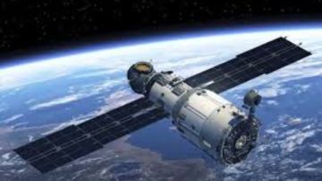 قدم مصرية في الفضاء.. ما مميزات إطلاق القمر الصناعي المصري SPNEX؟ قدم مصرية في الفضاء.. ما مميزات إطلاق القمر الصناعي المصري SPNEX؟