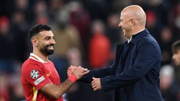 لاعب استثنائي.. سلوت يكشف سبب استبعاد صلاح من التشكيلة الأساسية لليفربول لاعب استثنائي.. سلوت يكشف سبب استبعاد صلاح من التشكيلة الأساسية لليفربول