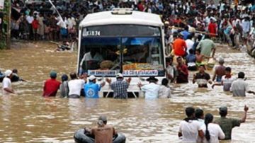 ارتفاع ضحايا فيصانات سريلانكا والانهيارات الأرضية لـ 465 قتيـ.لا