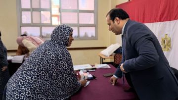 توافد أهالي دمنهور على لجان الإعادة بانتخابات النواب بالبحيرة