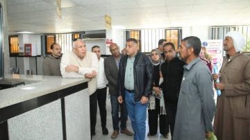 موجز أخبار الوادي الجديد.. المحافظ يتابع انتظام بدء لجان انتخابات مجلس النواب.. ويلتقي بوفد سعودي من الخبراء الزراعيين موجز أخبار الوادي الجديد.. المحافظ يتابع انتظام بدء لجان انتخابات مجلس النواب.. ويلتقي بوفد سعودي من الخبراء الزراعيين