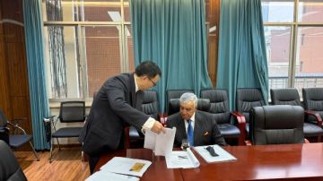 تكريم عالمي في الصين.. زاهي حواس يحصد الدكتوراه الفخرية الـ 13