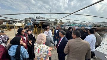 طلاب هندسة حورس يتفقدون ترسانة تصنيع السفن واليخوت بعزبة البرج في دمياط طلاب هندسة حورس يتفقدون ترسانة تصنيع السفن واليخوت بعزبة البرج في دمياط