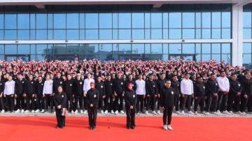 طلاب من أجل مصر بجامعة دمنهور تحتفل بعقد من العطاء وتكرم أبطال الوطن وتطلق نصبا تذكاريا