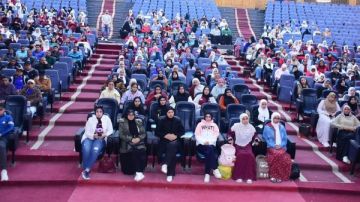 انطلاق برنامج القيادات الطلابية بجامعة سوهاج بالتعاون مع الشباب والرياضة صور انطلاق برنامج القيادات الطلابية بجامعة سوهاج بالتعاون مع الشباب والرياضة صور