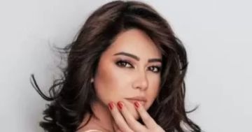 شيرين عبد الوهاب: أنا فى بيتى وتدهور حالتى الصحية شائعات