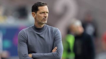 مدرب فرانكفورت قبل مواجهة برشلونة: نحن أمام قوة لا ترحم وعلينا الاستعداد للمعاناة مدرب فرانكفورت قبل مواجهة برشلونة: نحن أمام قوة لا ترحم وعلينا الاستعداد للمعاناة